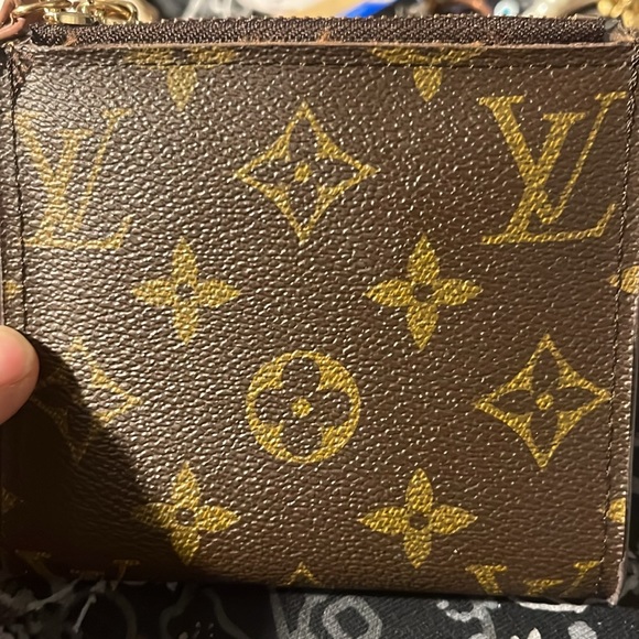 Louis Vuitton Wallet MAKE OFFER - Picture 8 of 11